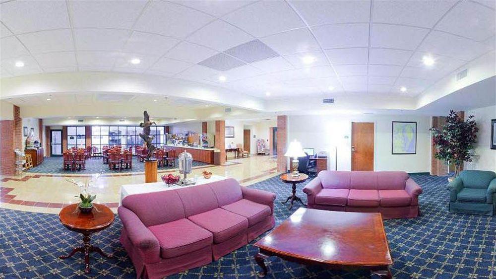Holiday Inn Express Cambridge By Ihg Εξωτερικό φωτογραφία