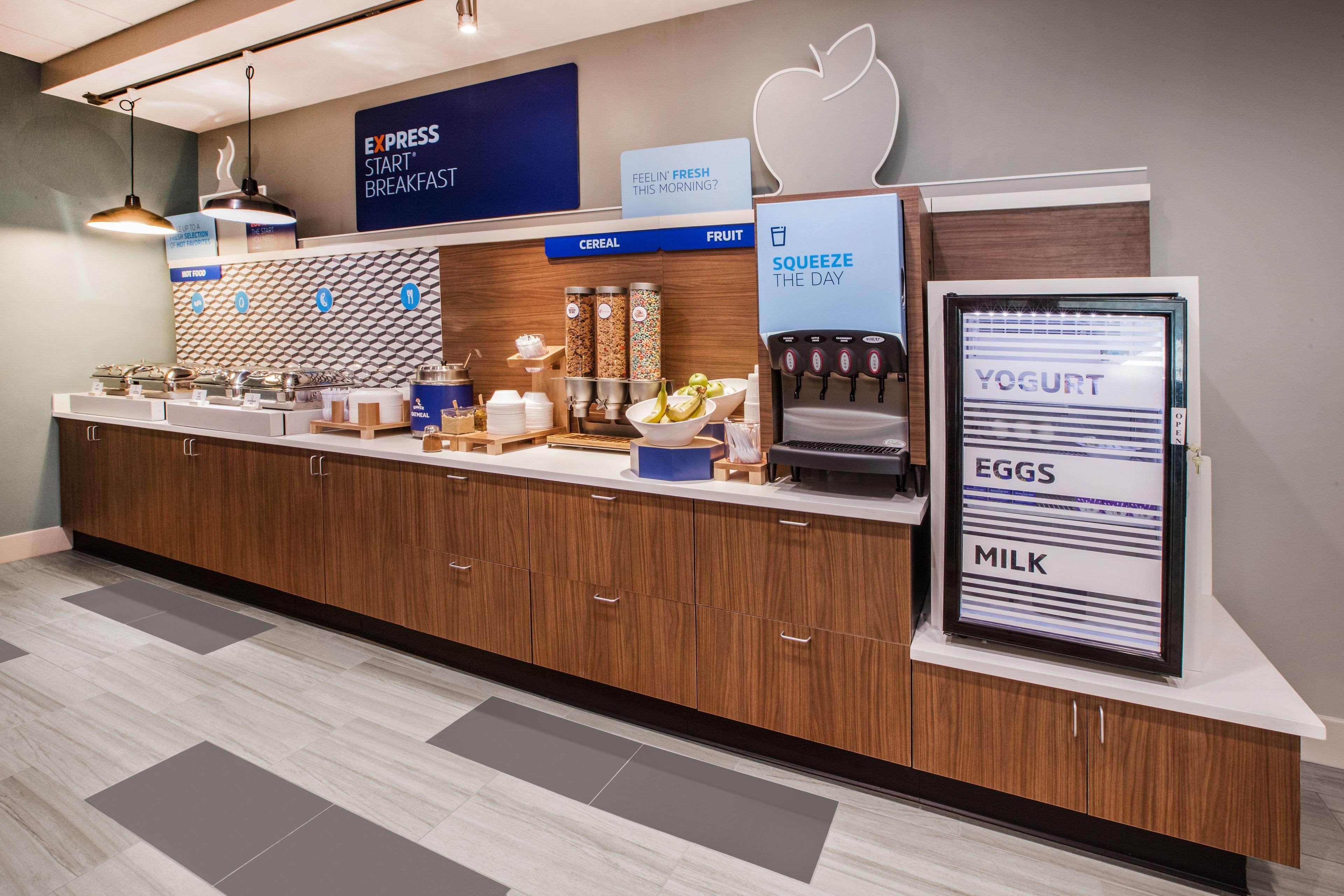 Holiday Inn Express Cambridge By Ihg Εξωτερικό φωτογραφία