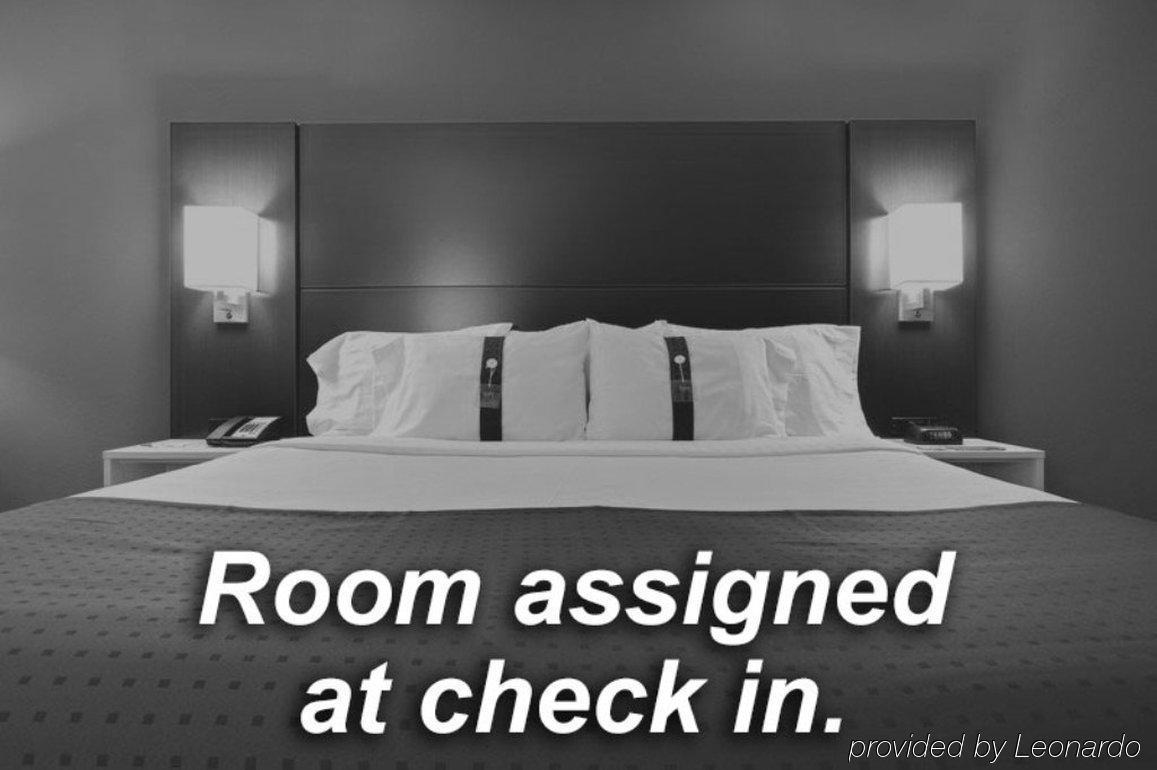 Holiday Inn Express Cambridge By Ihg Εξωτερικό φωτογραφία